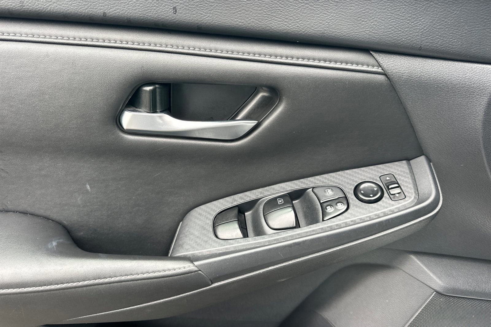 Used 2023 Nissan Sentra SV image 11