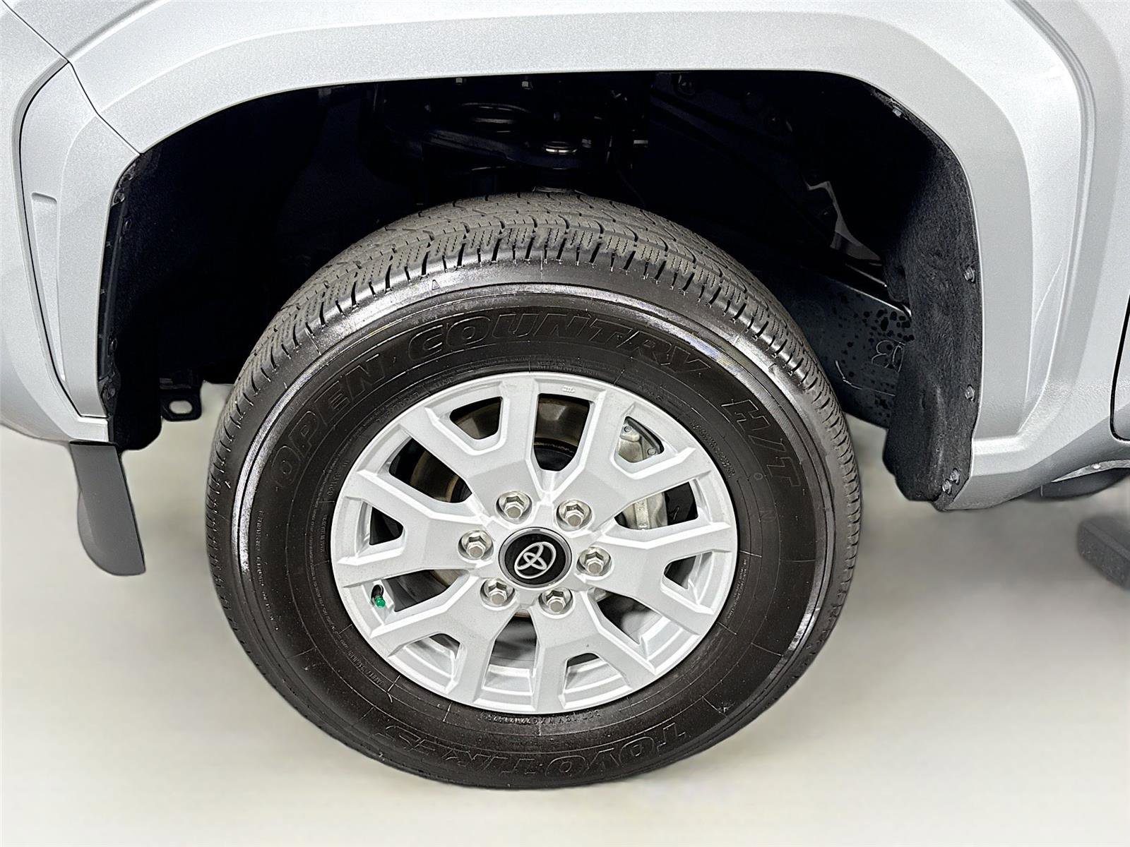 Certified 2025 Toyota Tacoma SR5 image 41