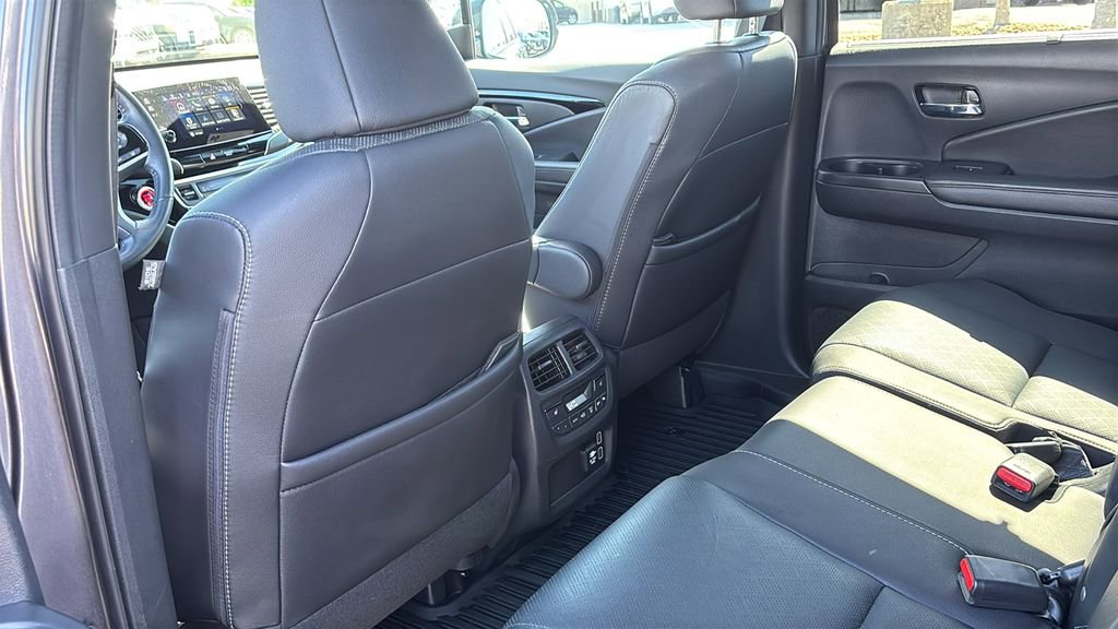 Used 2021 Honda Passport Touring image 32
