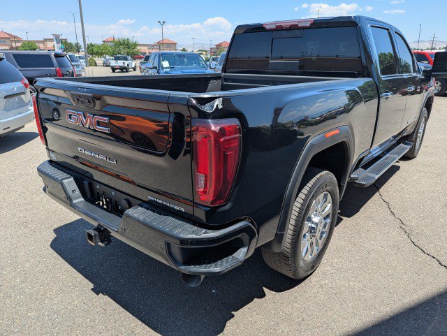 Used 2020 GMC Sierra 2500 Denali w/ Denali Ultimate Package AWD/4WD image 5
