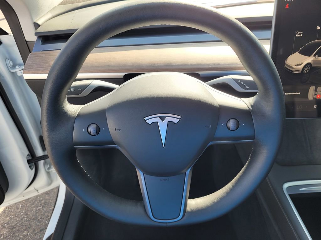 Used 2023 Tesla Model Y Long Range AWD/4WD image 21