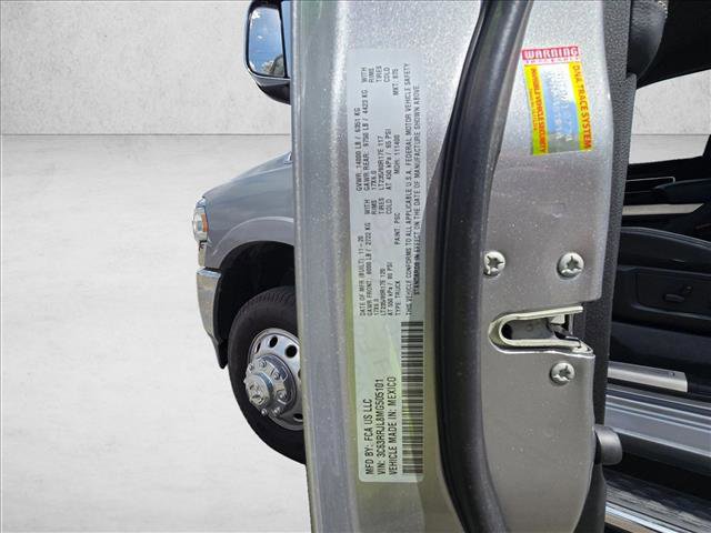 Used 2021 RAM 3500 Laramie AWD/4WD image 15