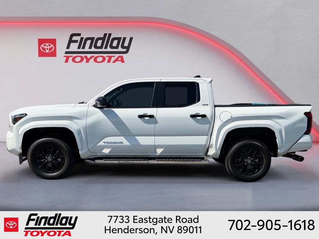 Certified 2024 Toyota Tacoma SR5 AWD/4WD image 10