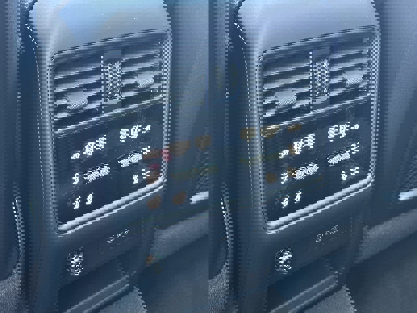 New 2026 Porsche Cayenne S image 14