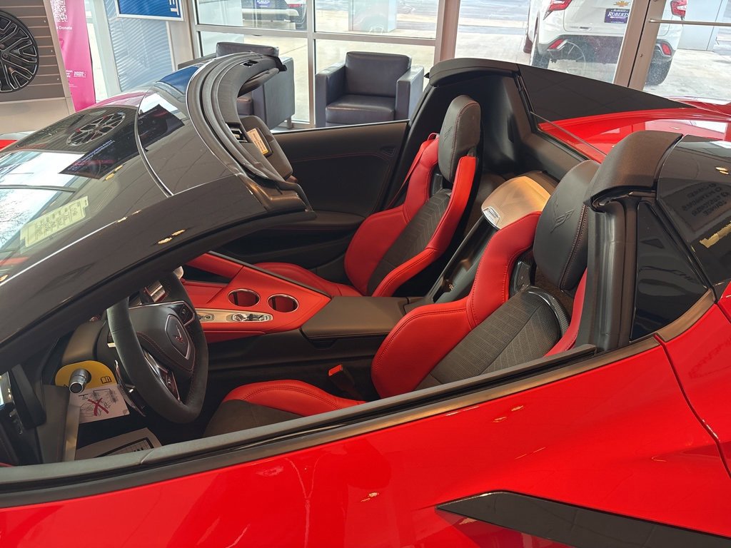 New 2026 Chevrolet Corvette Stingray Preferred Conv image 21