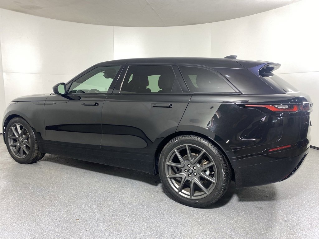 Used 2022 Land Rover Range Rover Velar R-Dynamic S image 7