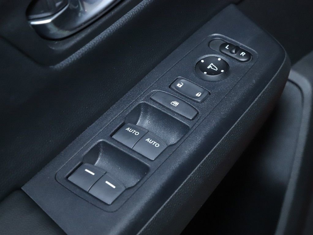 Used 2025 Honda CR-V EX image 16