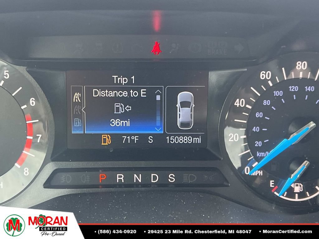 Used 2016 Ford Fusion SE FWD image 18