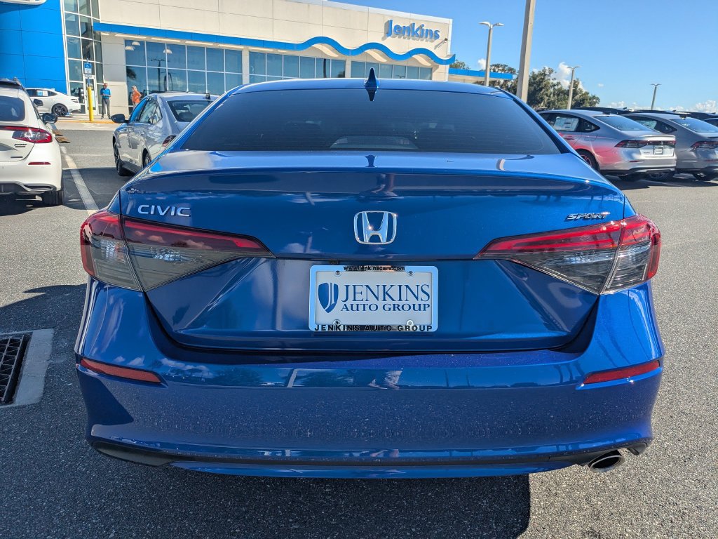 Used 2024 Honda Civic Sport image 4