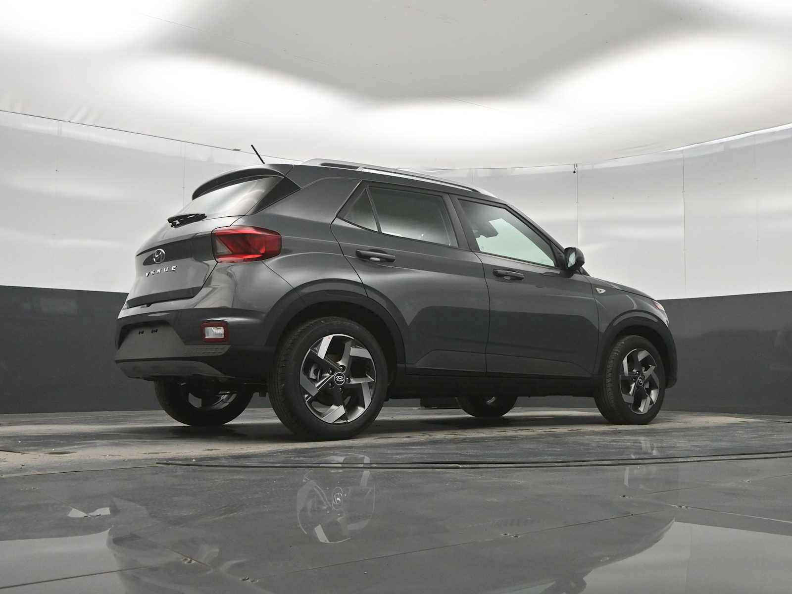 New 2026 Hyundai Venue SEL FWD image 37