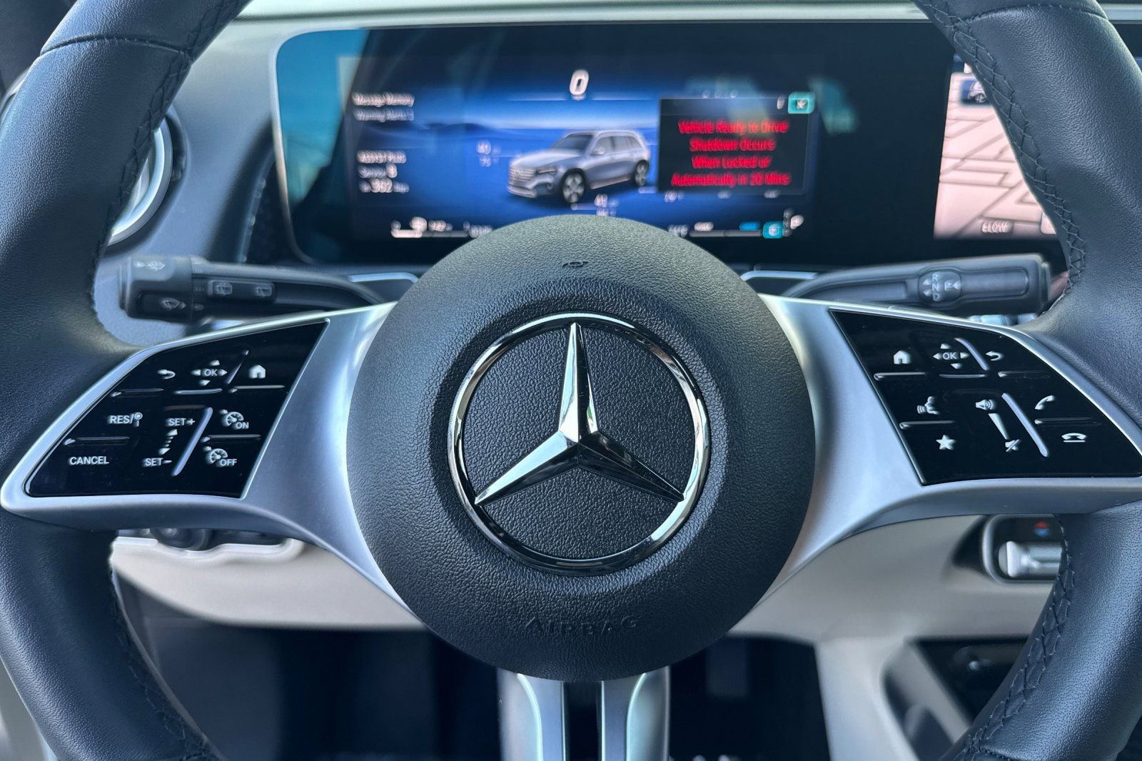 Certified 2025 Mercedes-Benz GLB 250 image 27