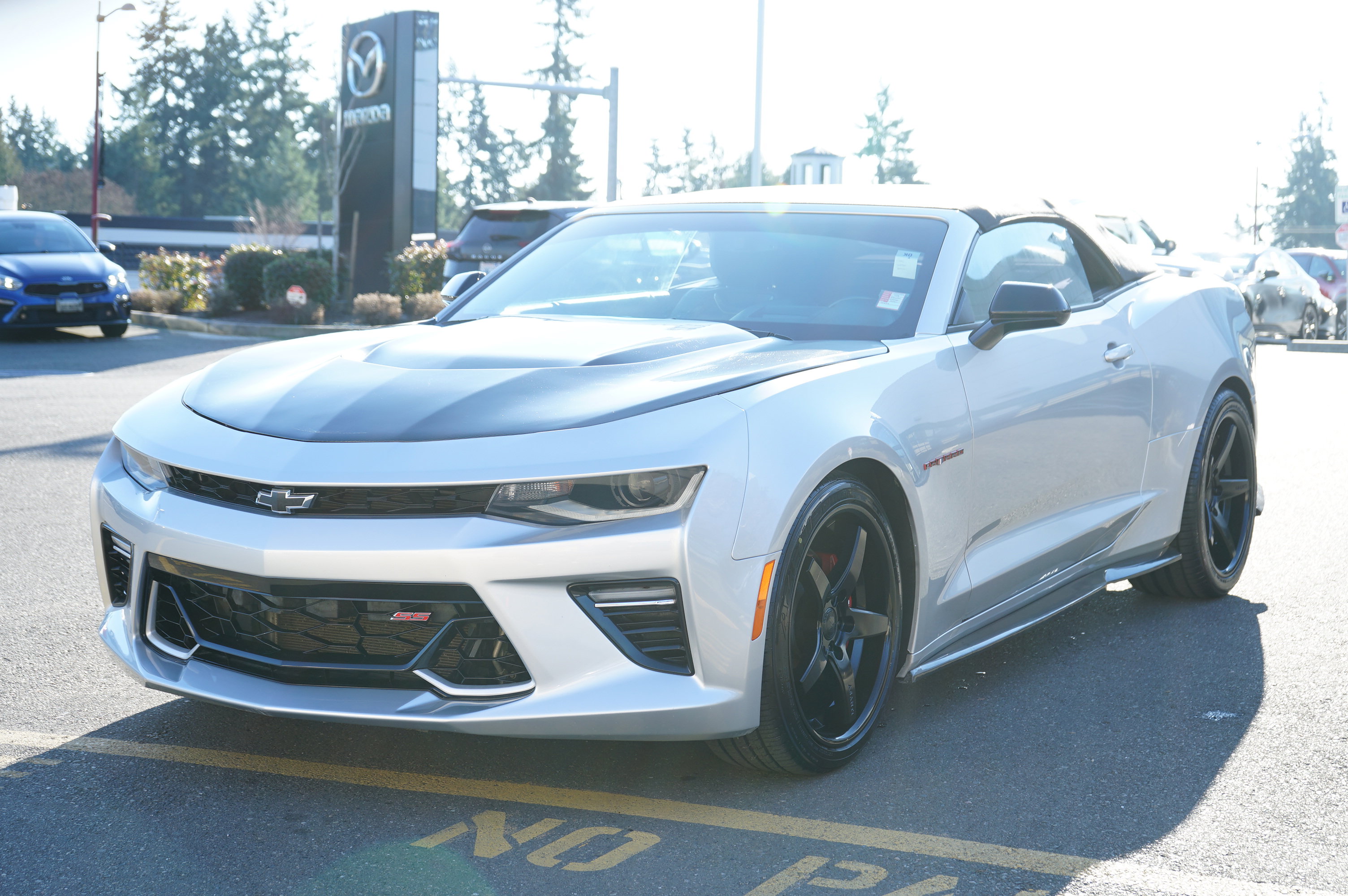 Used 2018 Chevrolet Camaro SS image 11