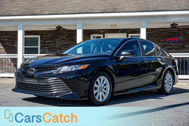 Used 2018 Toyota Camry LE w/ Moonroof Package FWD image 7
