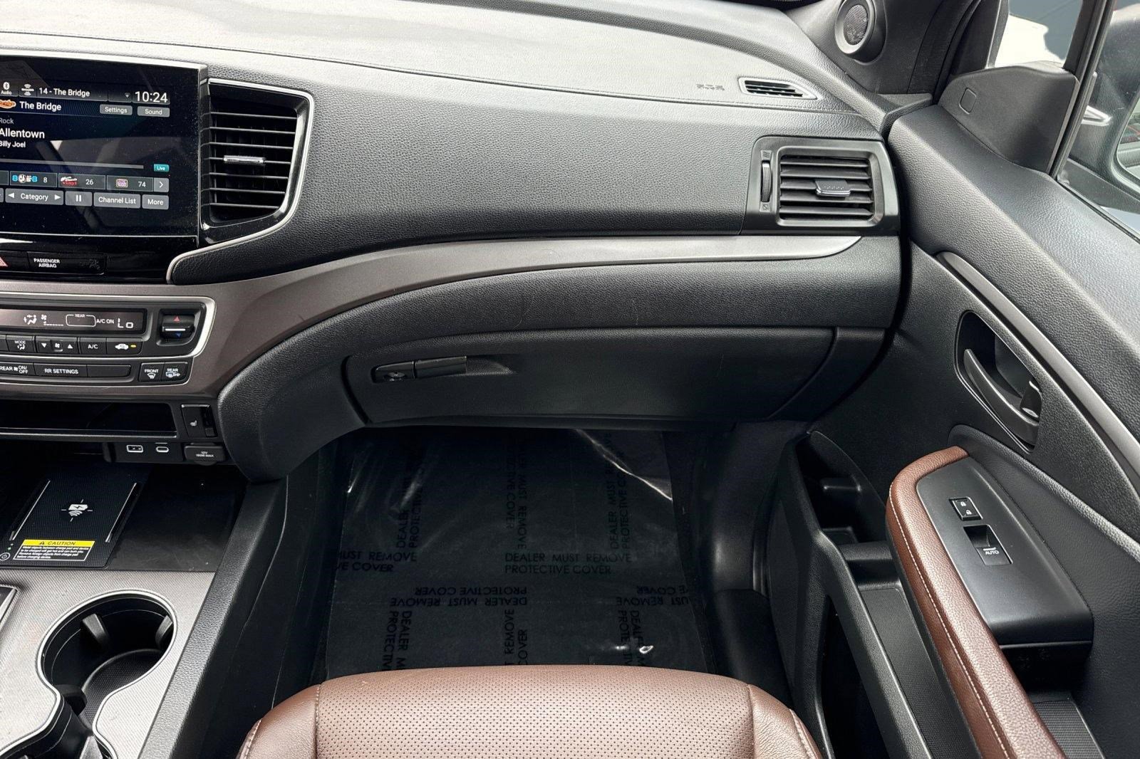 Certified 2025 Honda Passport EX-L image 29