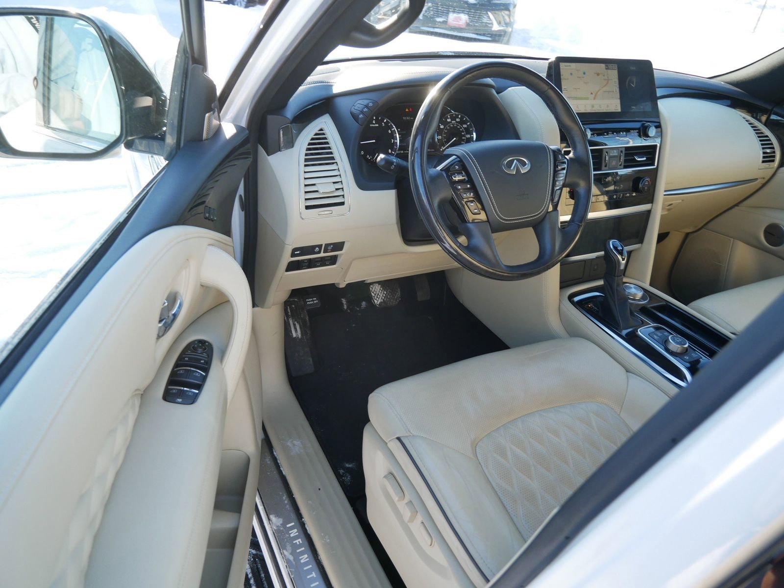 Used 2022 INFINITI QX80 Sensory w/ Cargo Package image 8