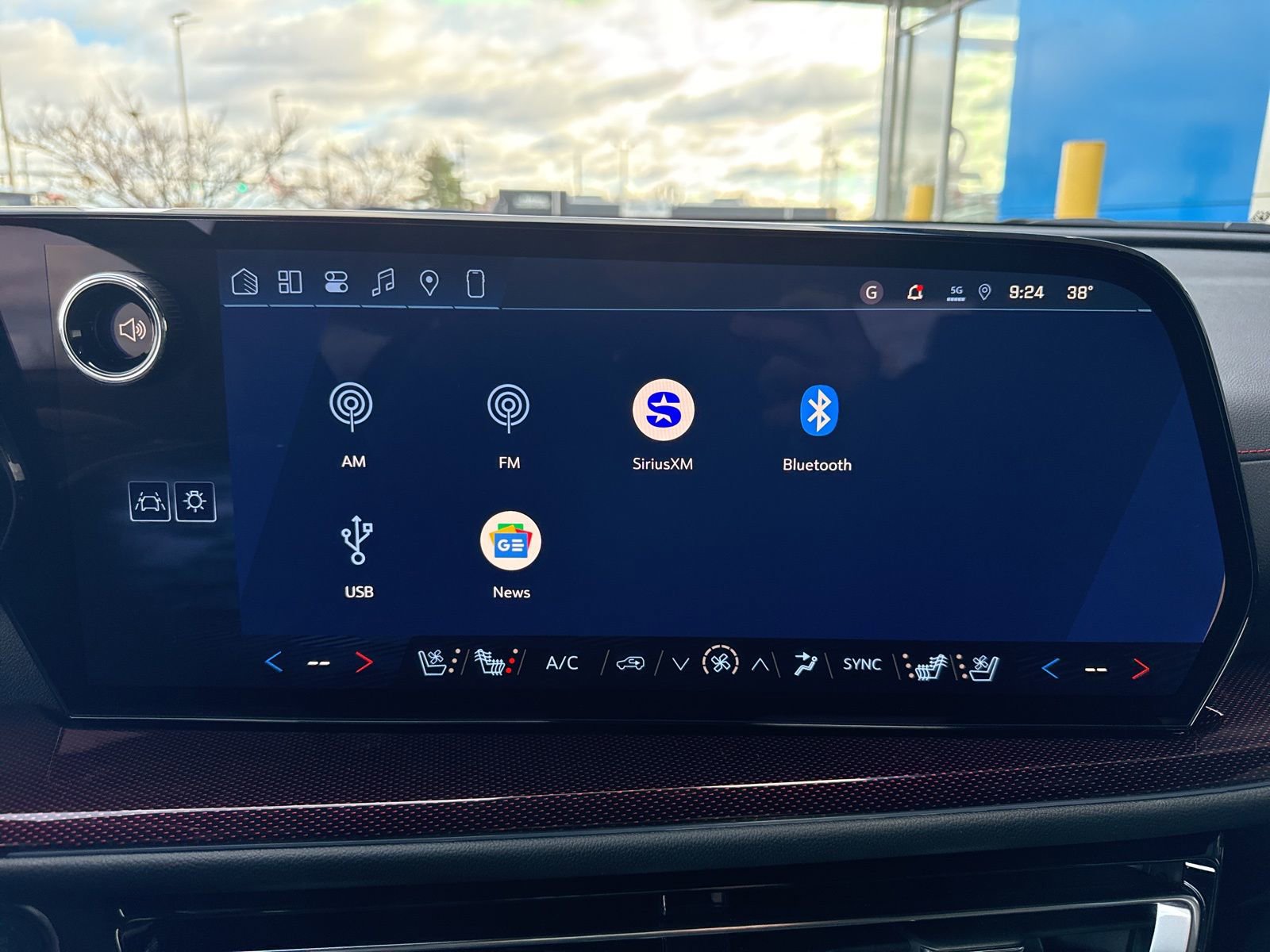 New 2026 Chevrolet Traverse RS AWD/4WD image 23