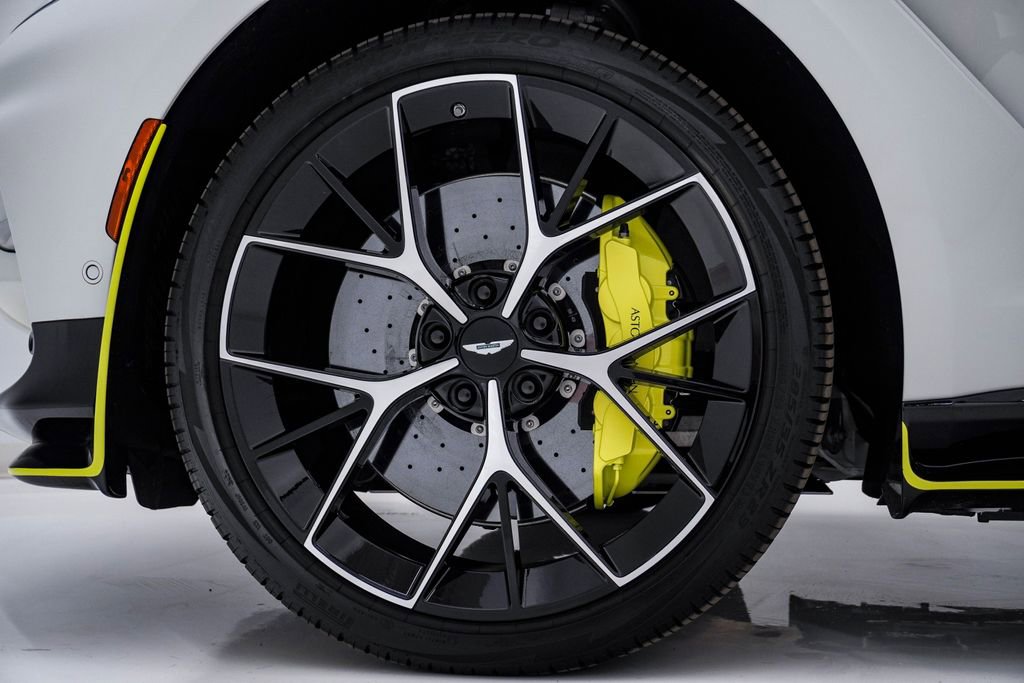 Used 2025 Aston Martin DBX 707 image 15