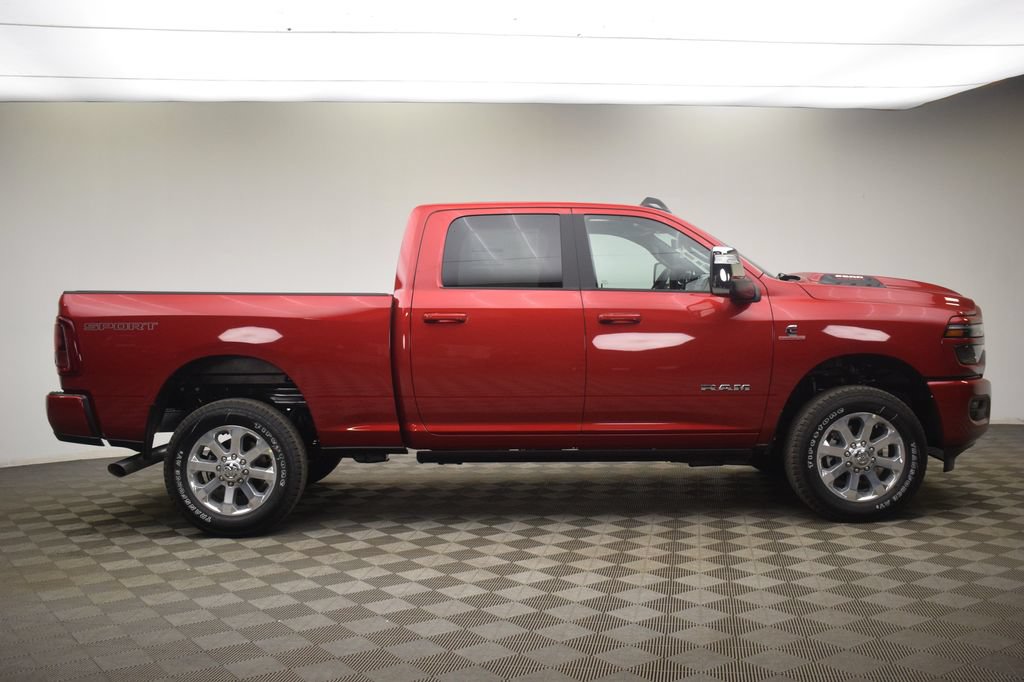 New 2026 RAM 2500 Laramie AWD/4WD image 3