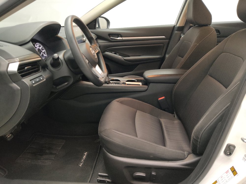 Used 2023 Nissan Altima 2.5 SV image 17