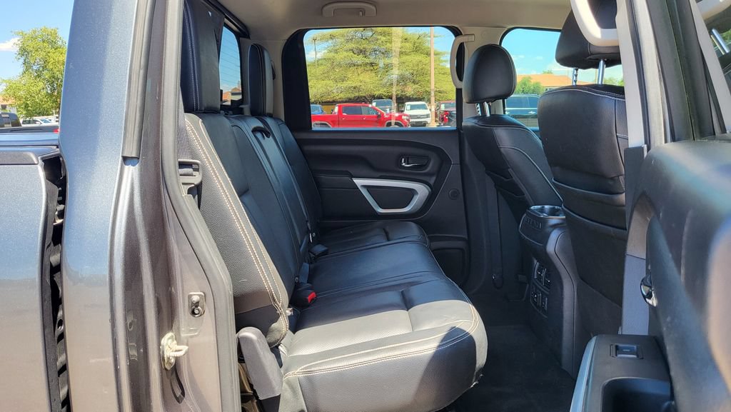 Used 2016 Nissan Titan SV AWD/4WD image 21