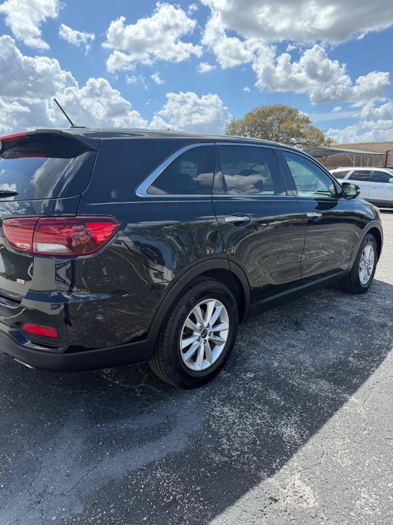 Used 2020 Kia Sorento LX FWD image 43