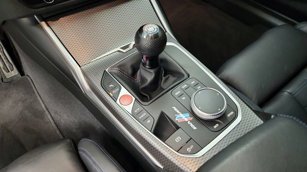Used 2023 BMW M2 w/ Lighting Package RWD image 32