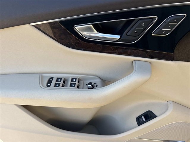 Used 2018 Audi Q7 3.0T Prestige w/ Prestige Package image 26