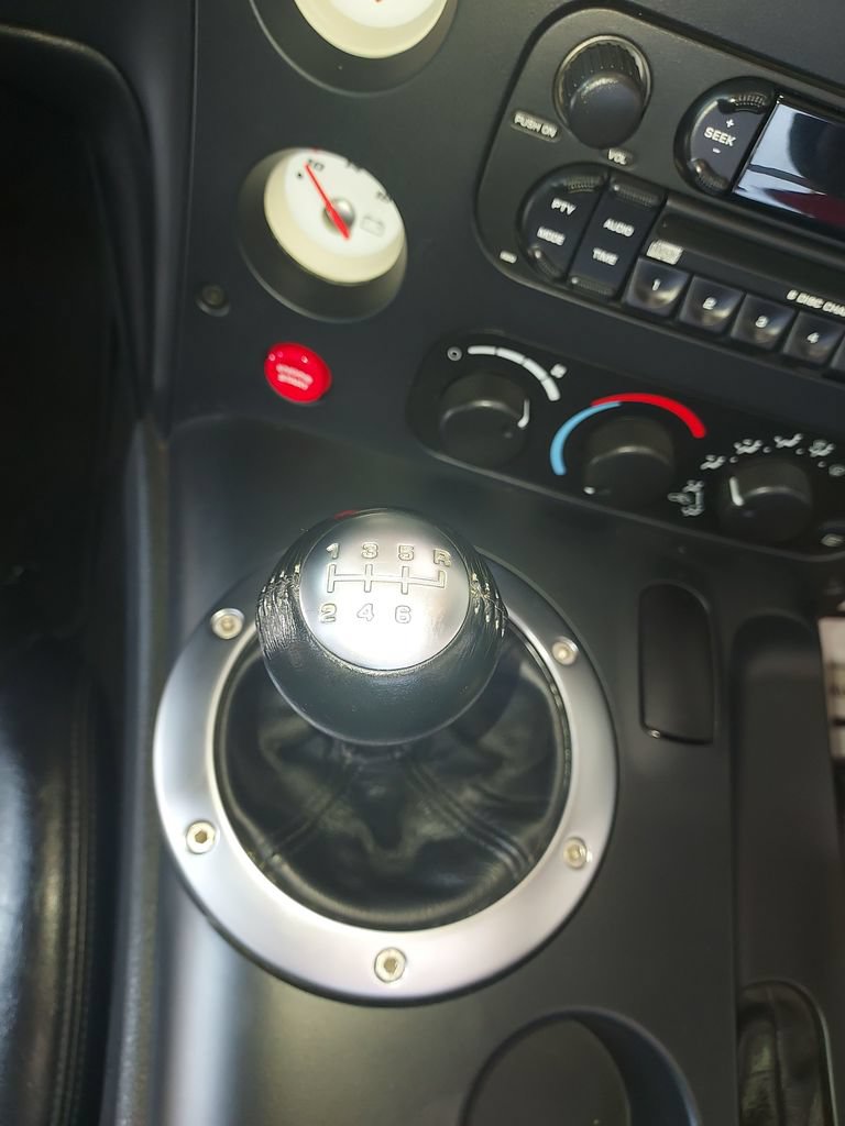 Used 2006 Dodge Viper SRT-10 RWD image 24