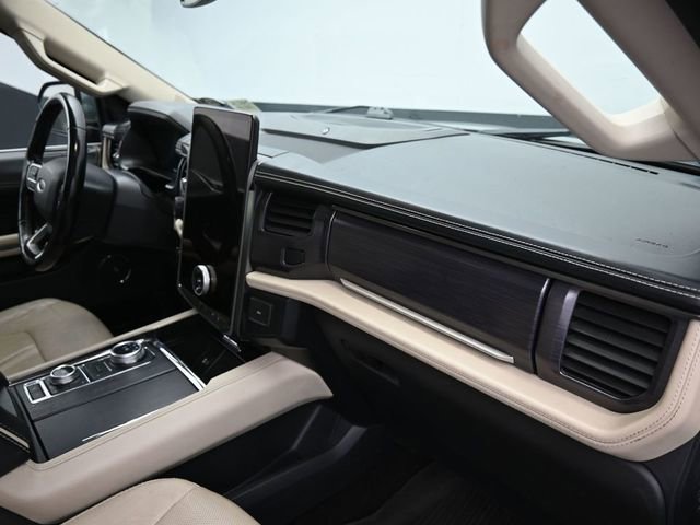 Used 2022 Ford Expedition Platinum image 44