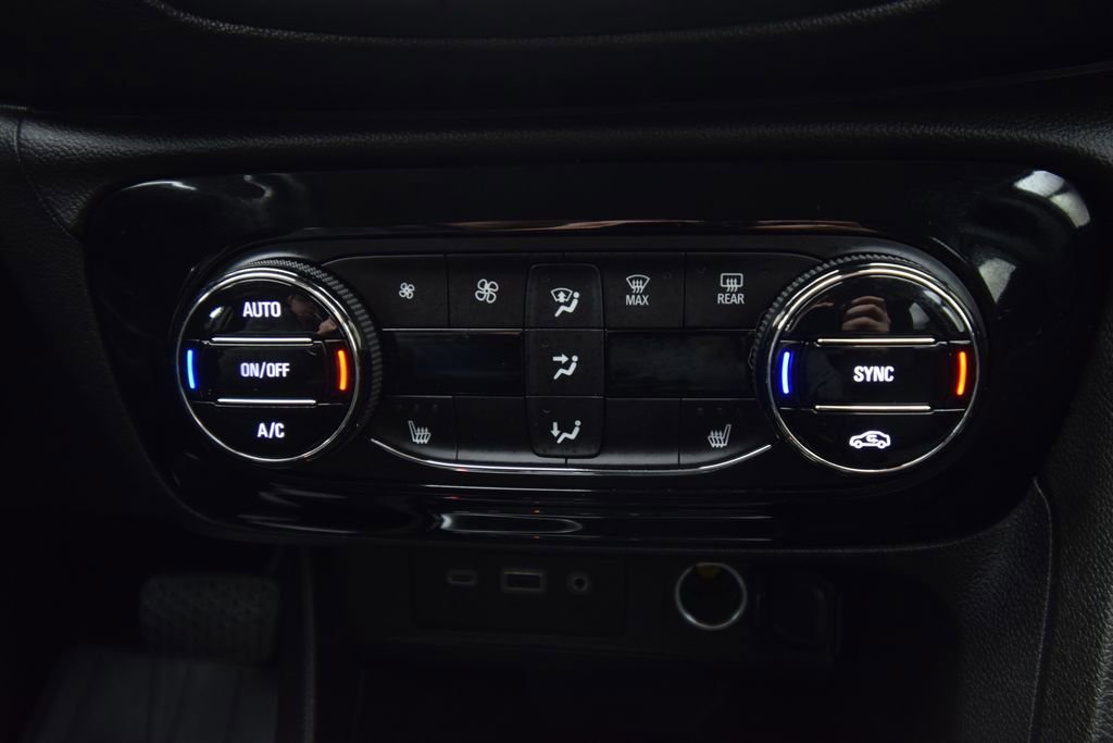 Used 2020 Buick Encore GX Select w/ Sport Touring Package image 33