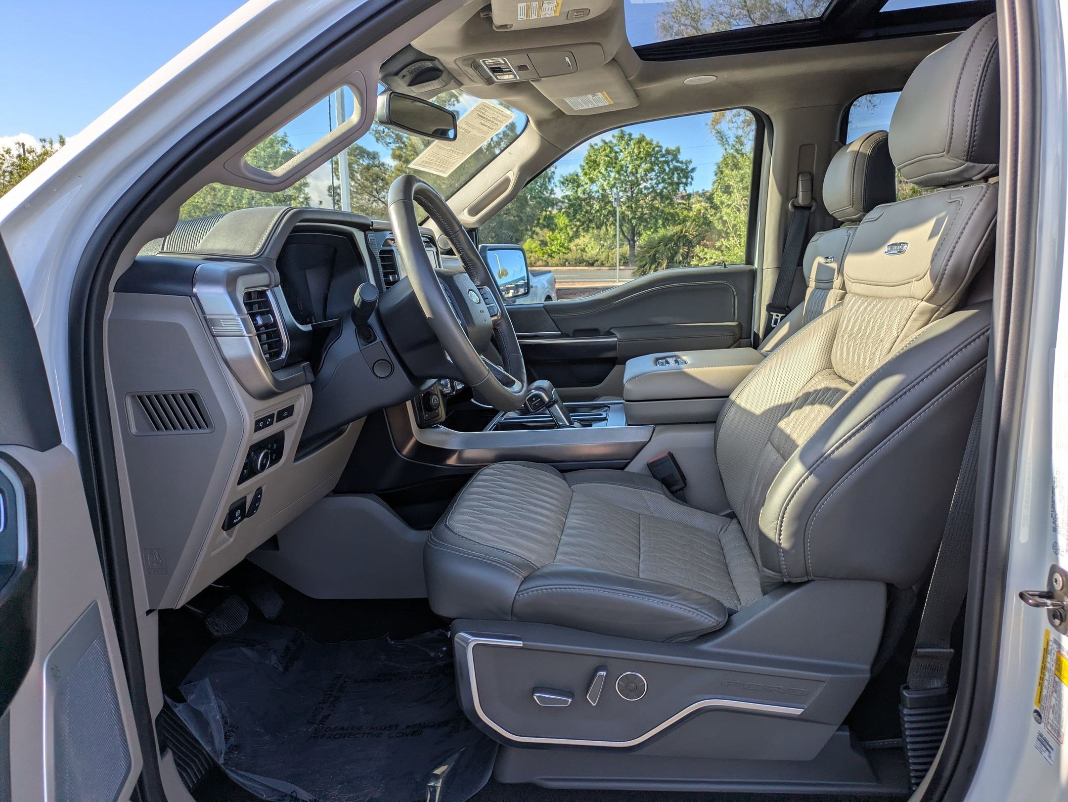 Certified 2024 Ford F150 Platinum w/ Equipment Group 703A Plus image 17