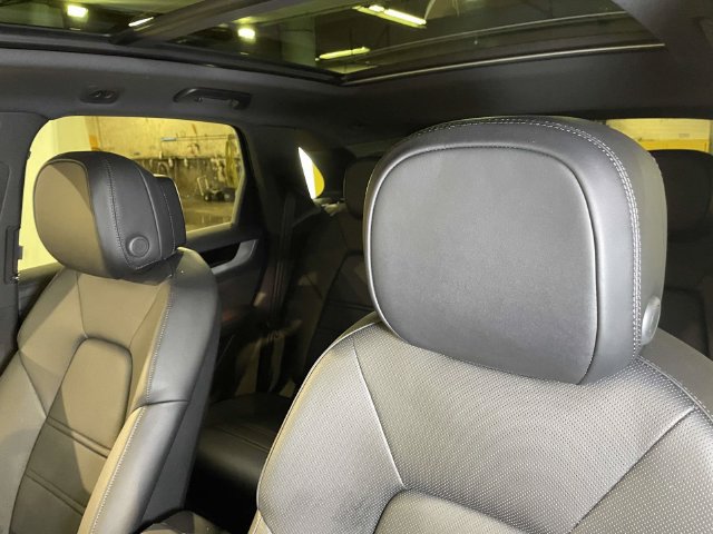 New 2026 Porsche Cayenne S AWD/4WD image 19