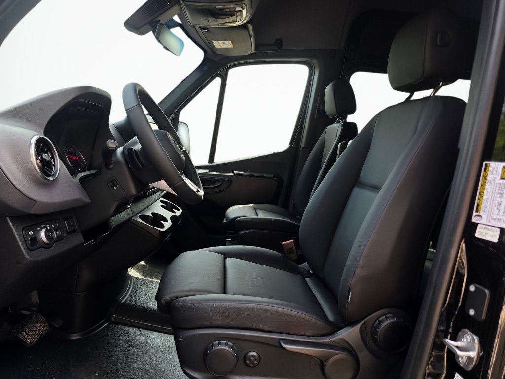 New 2026 Mercedes-Benz Sprinter 2500 image 11