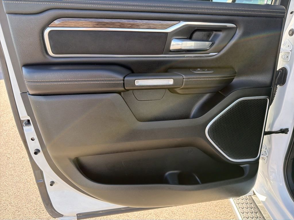 Used 2020 RAM 1500 Laramie image 30