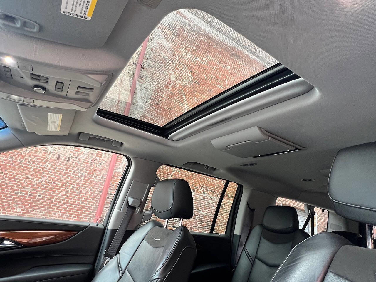 Used 2015 Cadillac Escalade ESV Premium image 34