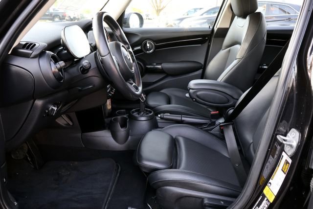 Used 2022 MINI Cooper S image 26