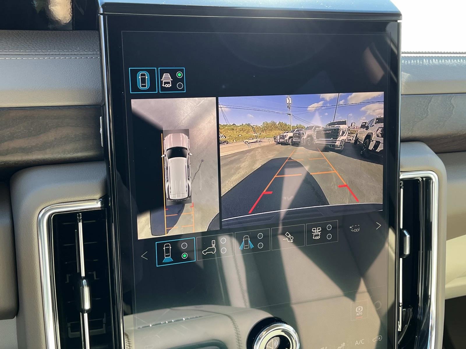 New 2026 GMC Yukon Denali w/ Denali Reserve Package image 31
