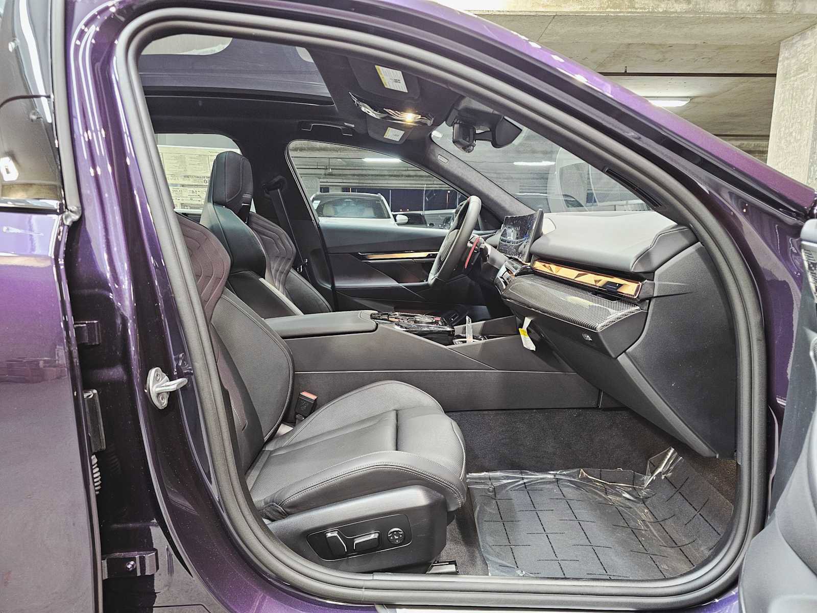 New 2026 BMW M5 w/ Executive Package image 27