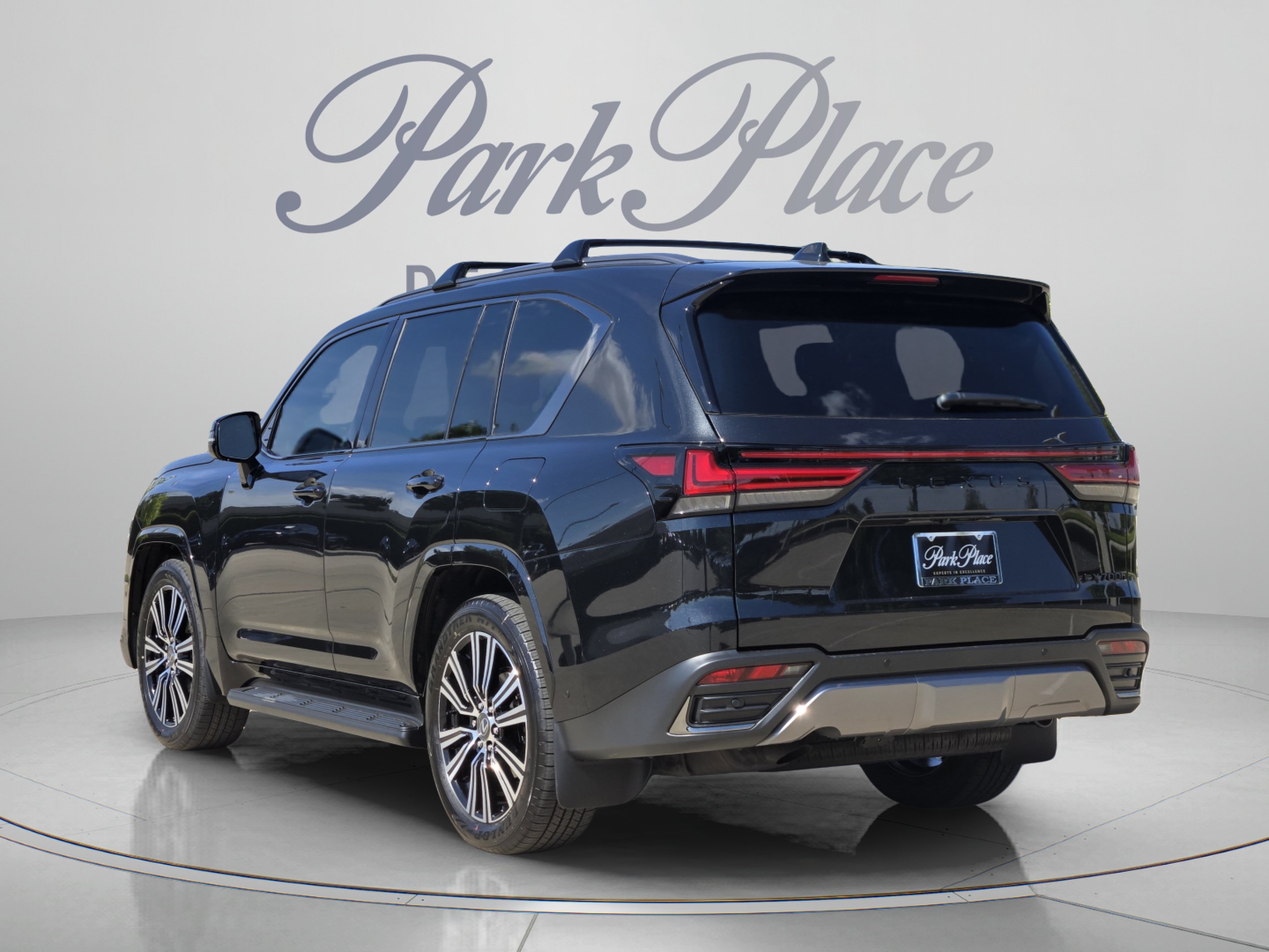 New 2026 Lexus LX 700h Luxury w/ Appearance Package AWD/4WD image 3