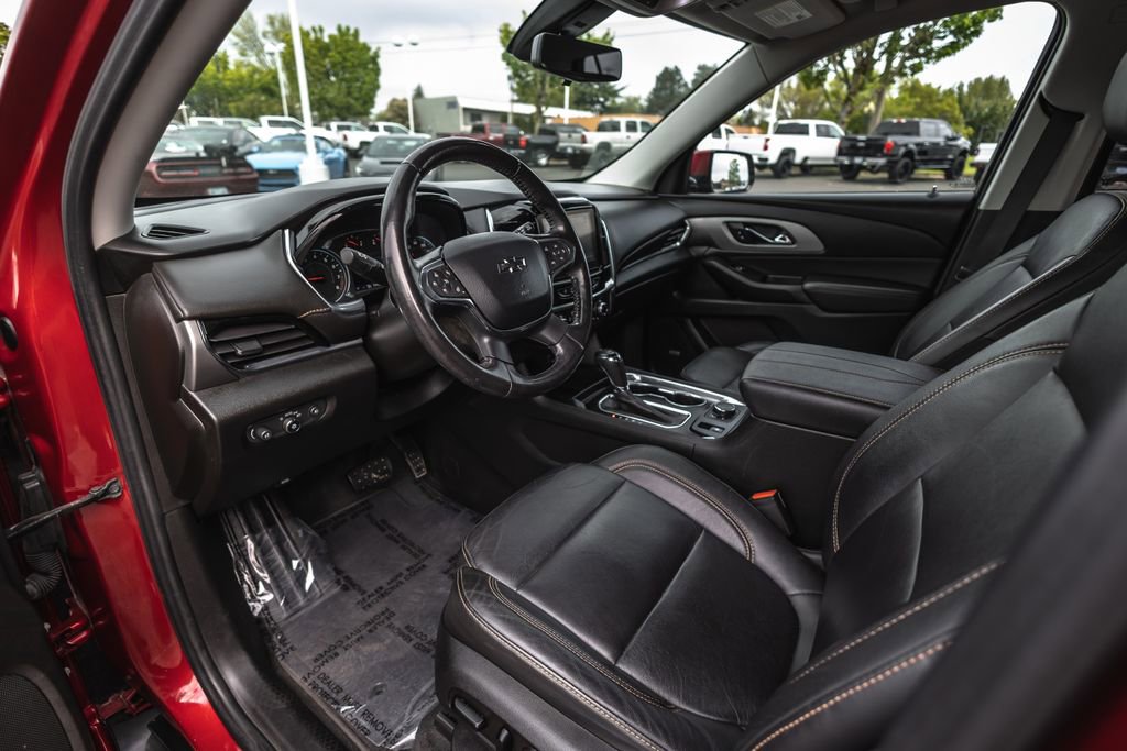 Used 2020 Chevrolet Traverse RS AWD/4WD image 21