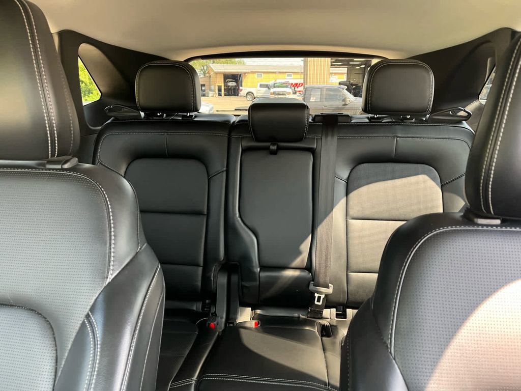 Used 2023 Ford Escape Platinum image 21