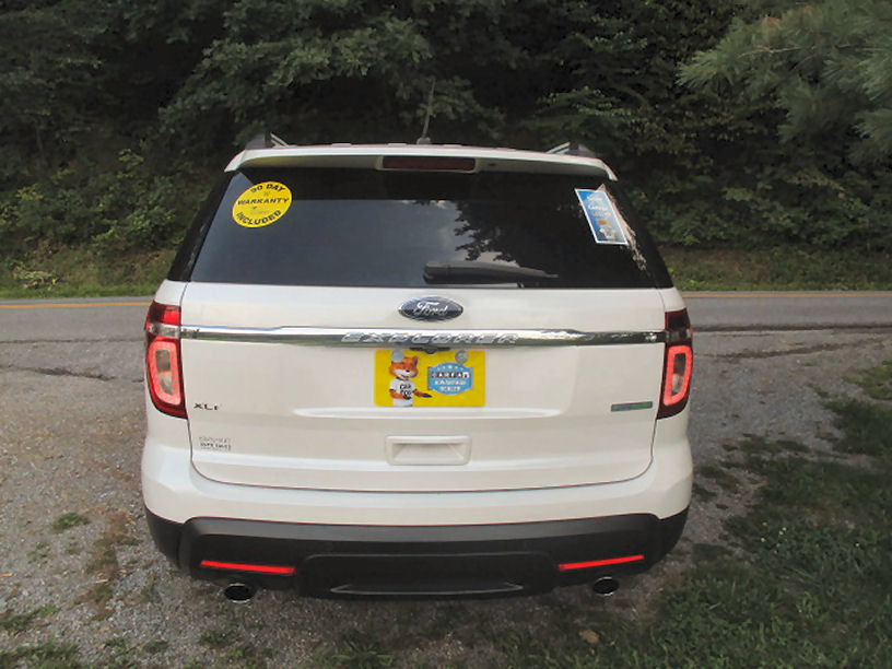 Used 2013 Ford Explorer XLT FWD image 8