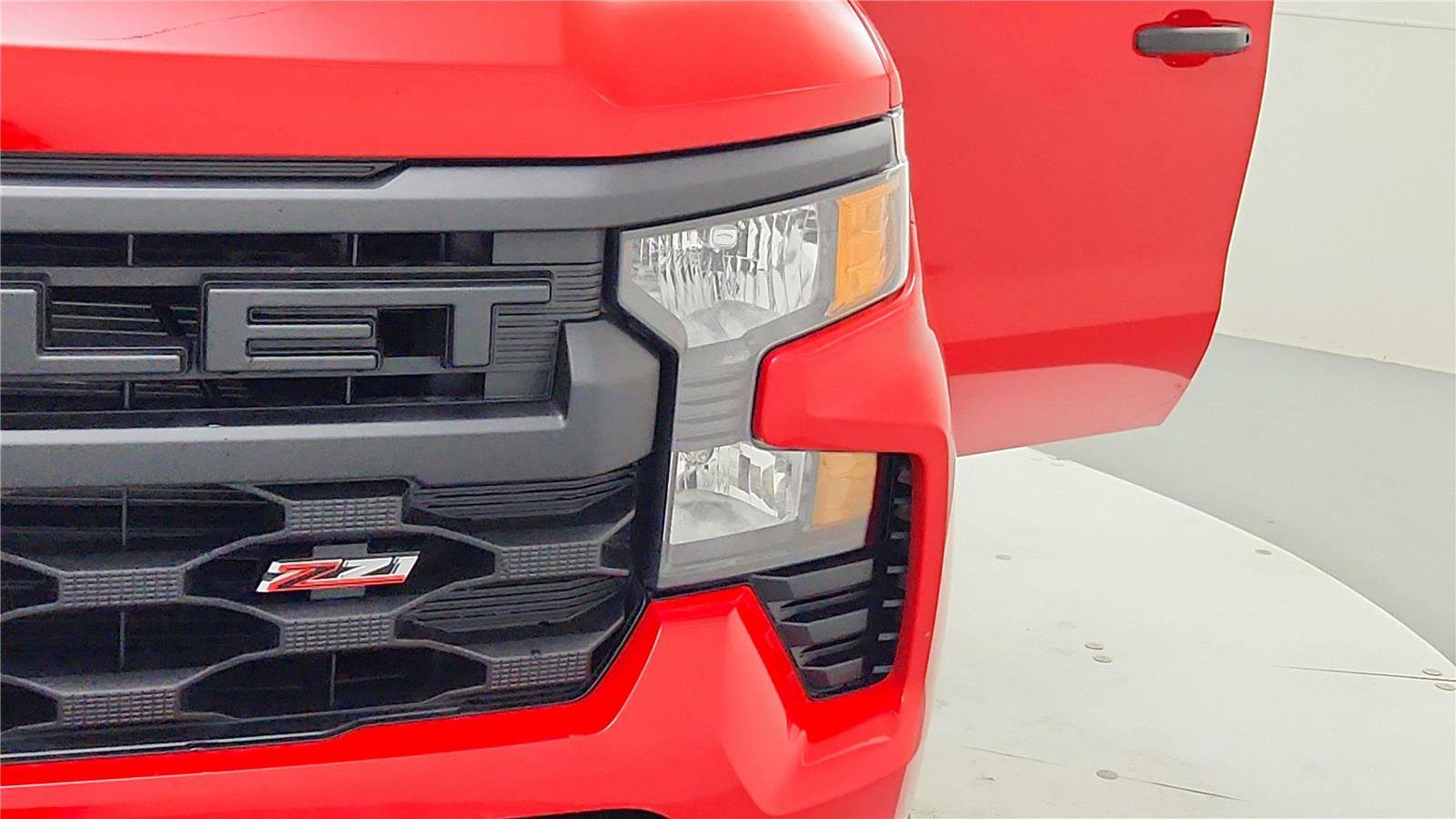 Used 2025 Chevrolet Silverado 1500 Custom Trail Boss image 21