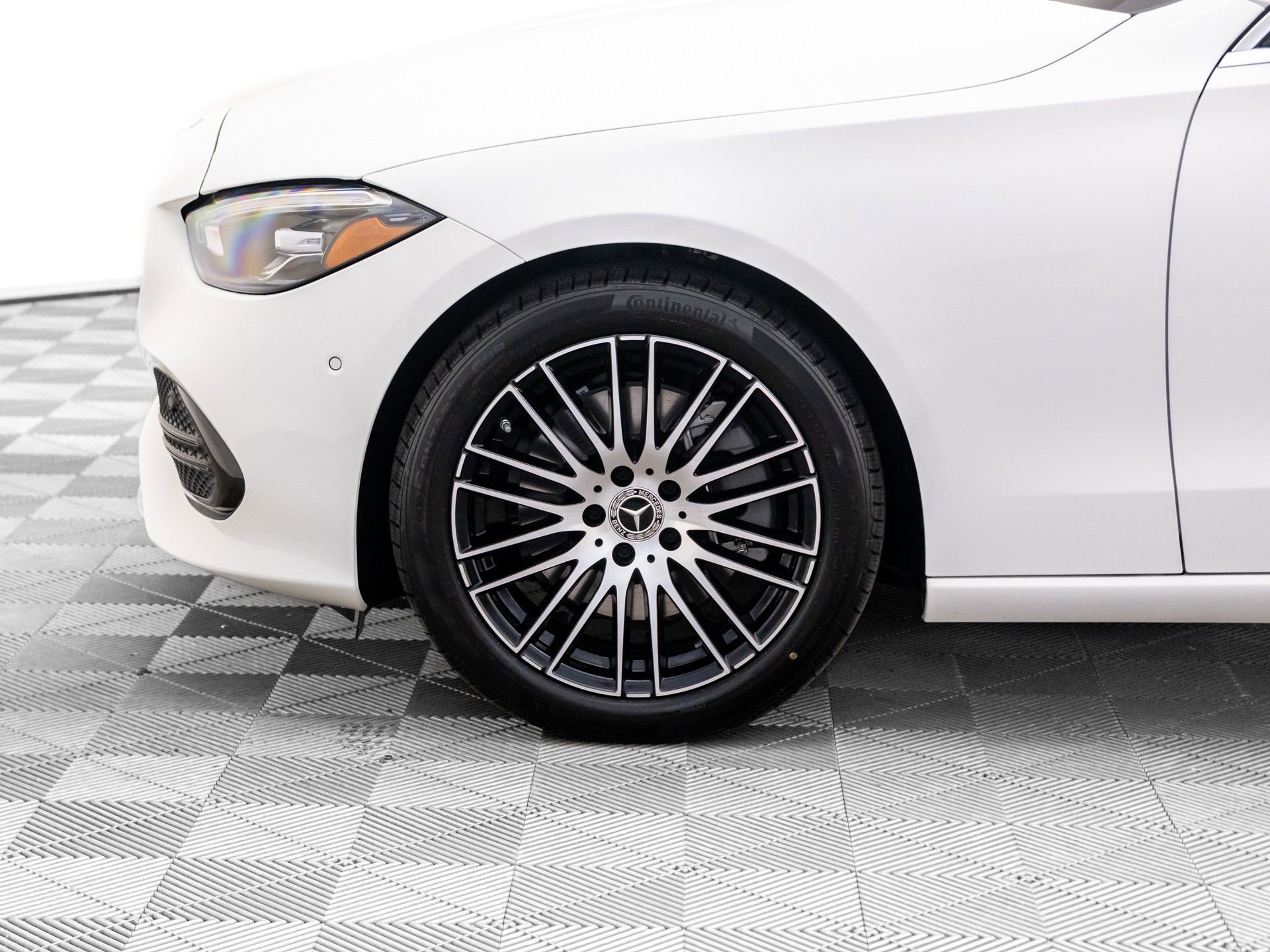 New 2026 Mercedes-Benz C 300 4MATIC Sedan image 36