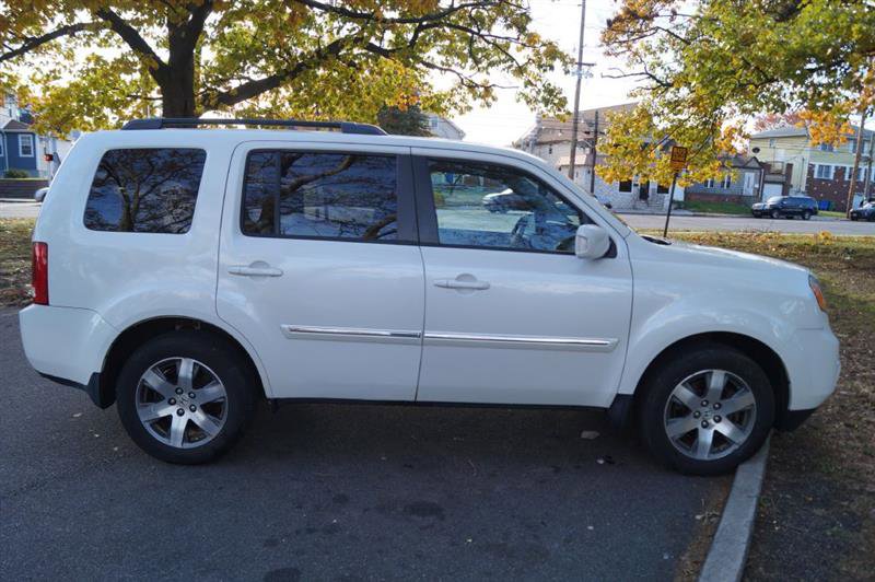 Used 2014 Honda Pilot Touring image 12
