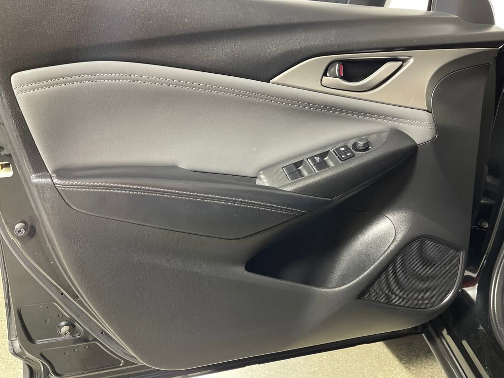 Used 2019 MAZDA CX-3 Touring image 17