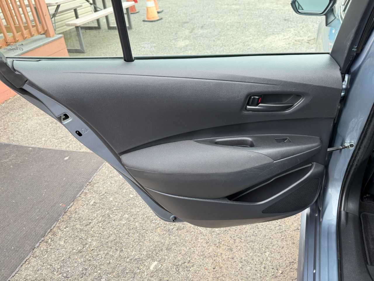 Used 2022 Toyota Corolla LE image 27