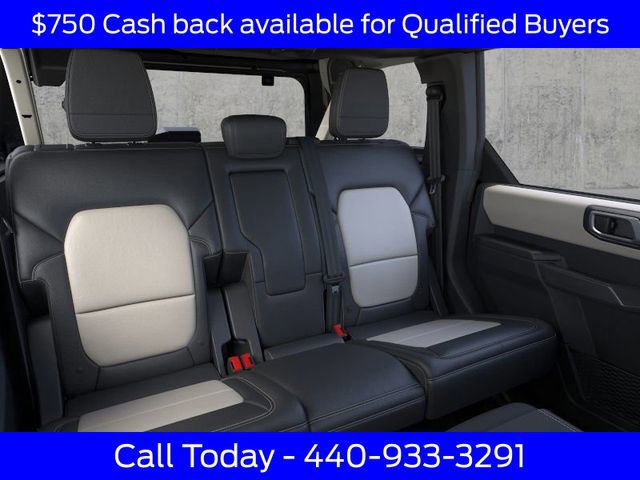 New 2026 Ford Bronco Outer Banks w/ Sasquatch Package image 13