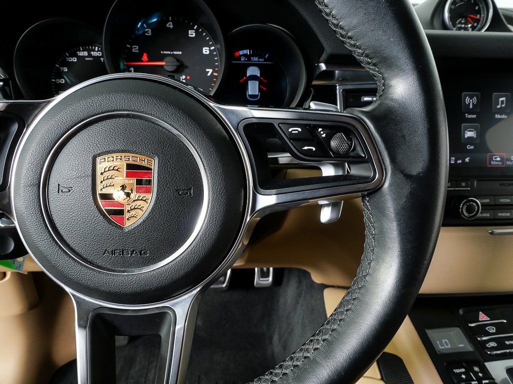 Used 2017 Porsche Macan AWD image 11