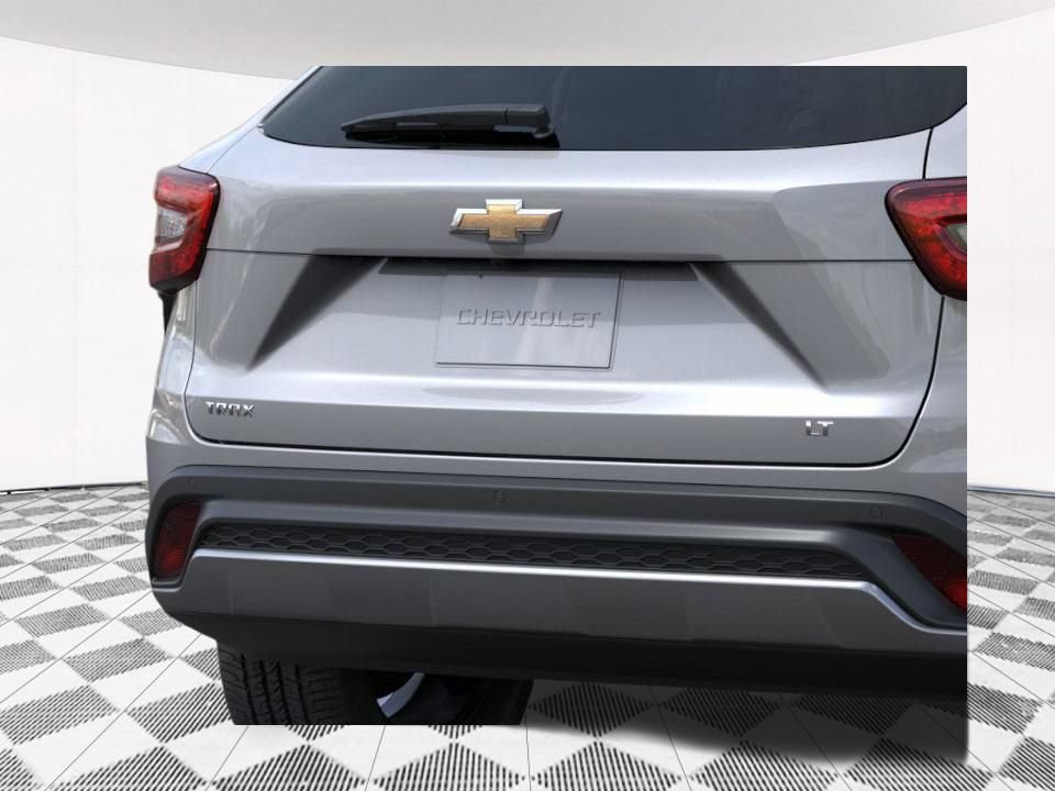 New 2026 Chevrolet Trax LT w/ Driver Confidence Package FWD image 21